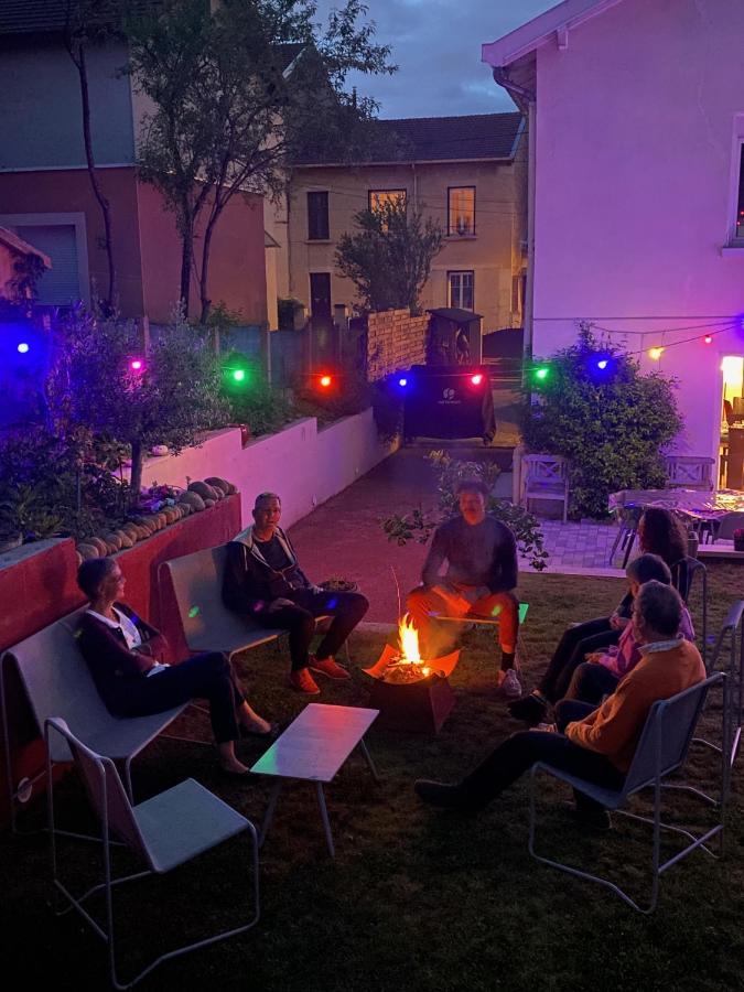 Espace Beleverte Bussiere 1 Tamaris Appartement Meuble De 2 Chambres Oullins Eksteriør billede